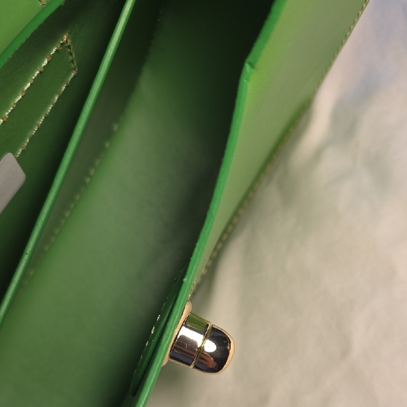 Dooney & Burke Bright Green Shoulder Bag - Picture 3 of 4